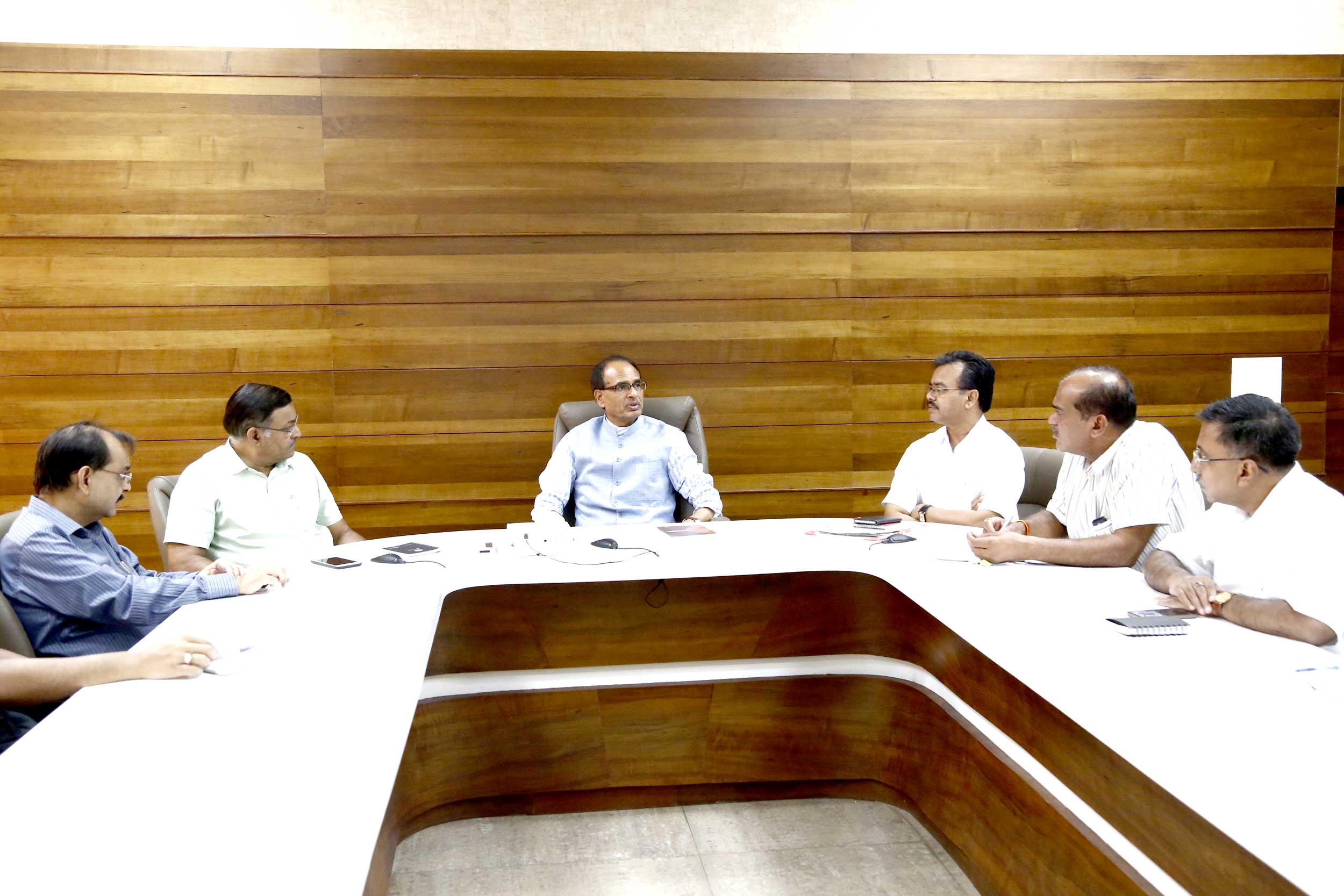 दो रूपये प्रति किलो मिलेगी प्याज