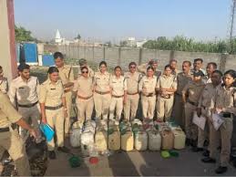 bhopal, Excise department ,seized illegal liquor 