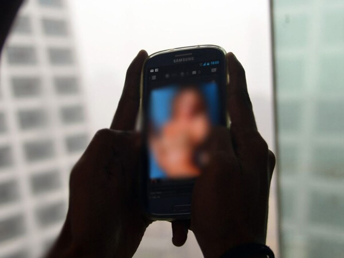 ujjain, obscene photo , student viral 