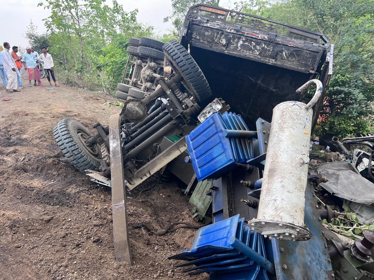khandwa, Electricity company,pickup vehicle 