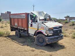vidisha, Tata 407 vehicle, accident 