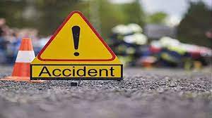 anuppur, Auto overturns , car