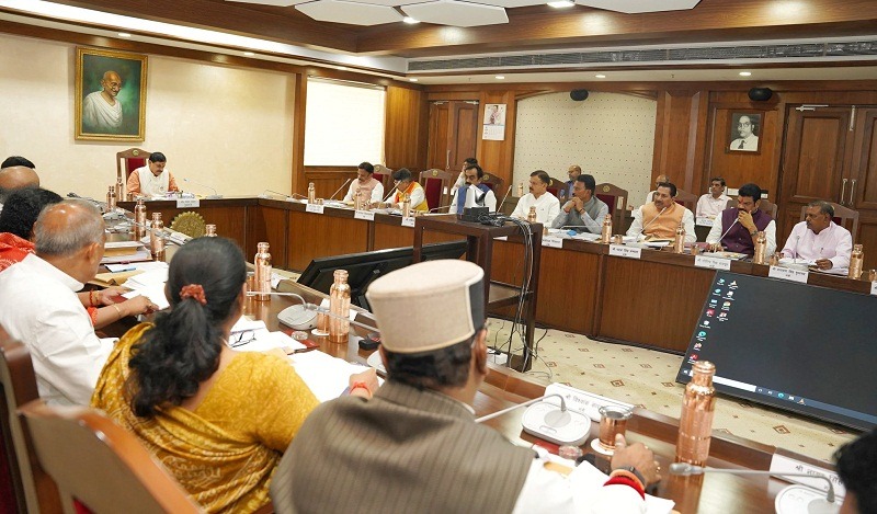 bhopal, Dear sisters, gas cylinder