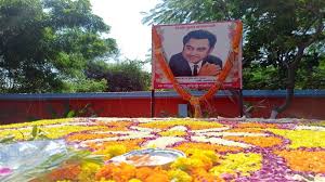 khandwa,Fans gathered , Kishore Kumar
