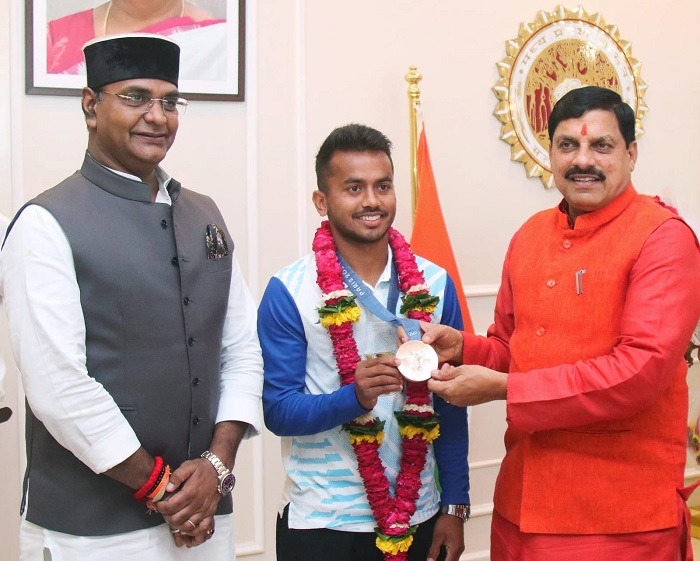 bhopal, Vivek Sagar  , Chief Minister 