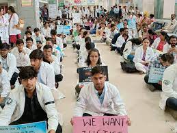 bhopal, AIIMS , strike 