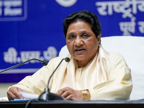 lucknow, Mayawati raised questions , 45 higher posts