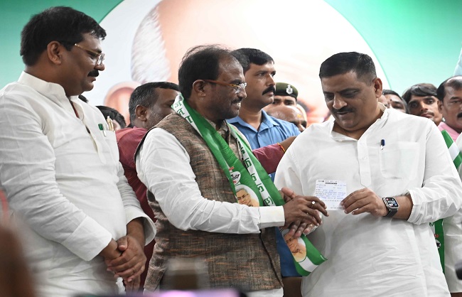 patna, Former RJD , joins JDU