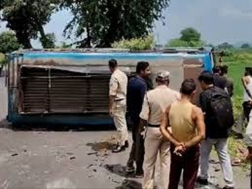 jabalpur,   speeding bus  , woman died