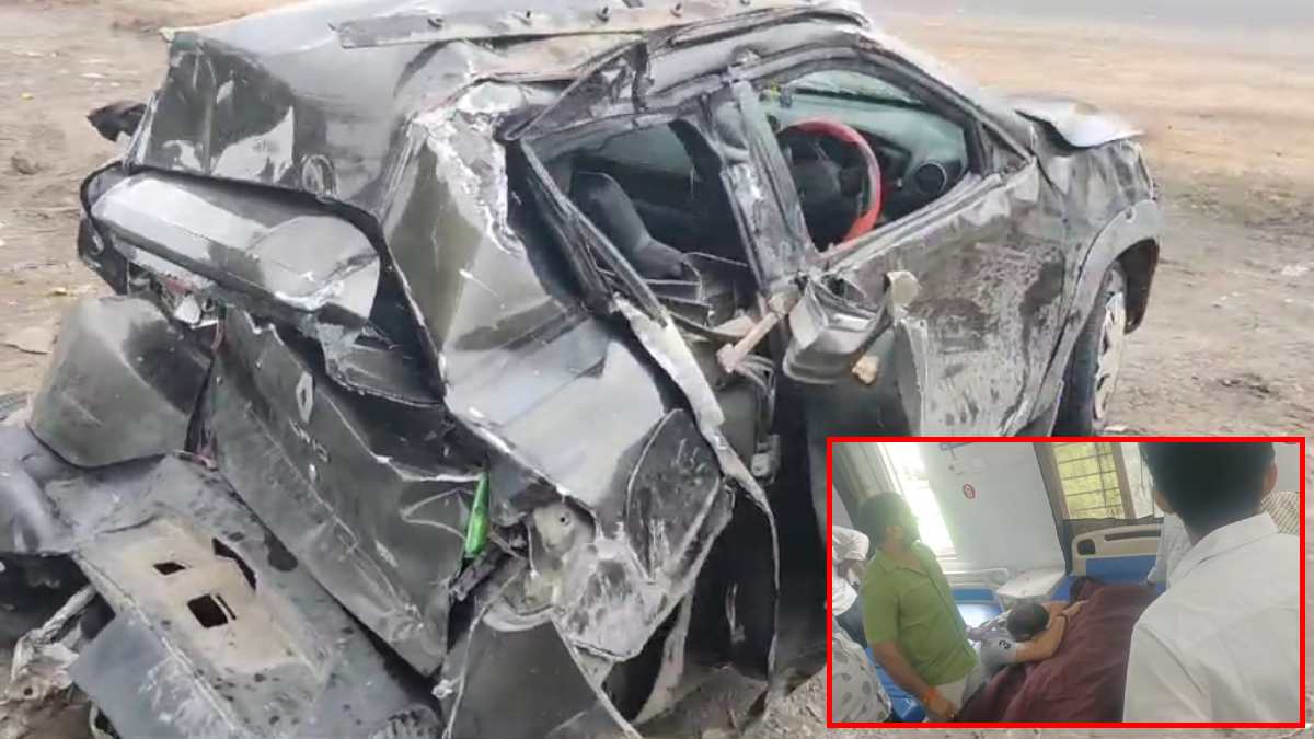 dhar, Trolley hits car  , two dead