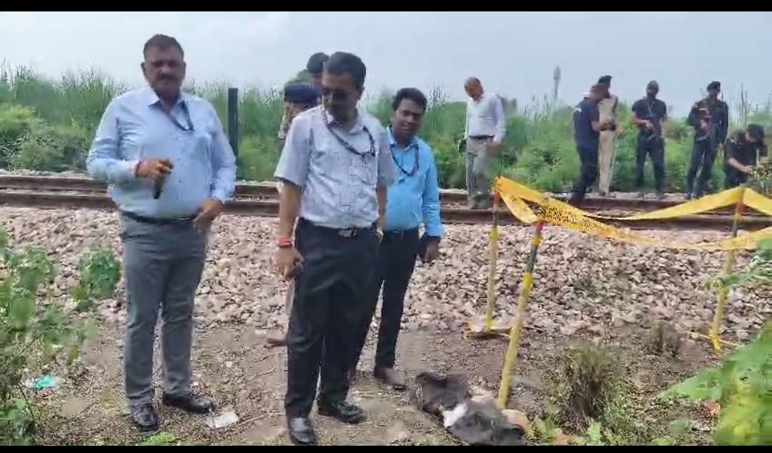 kanpur, 6 suspects detained,Kalindi Express