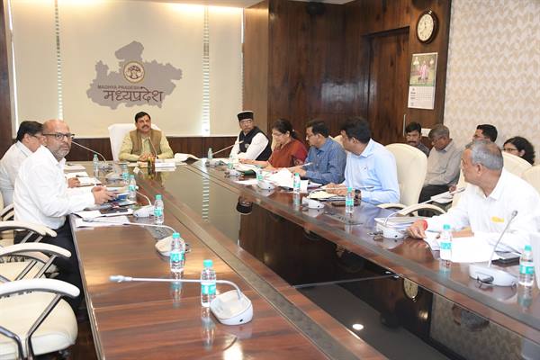 bhopal, Malkhamb and gymnastics, Dr. Yadav