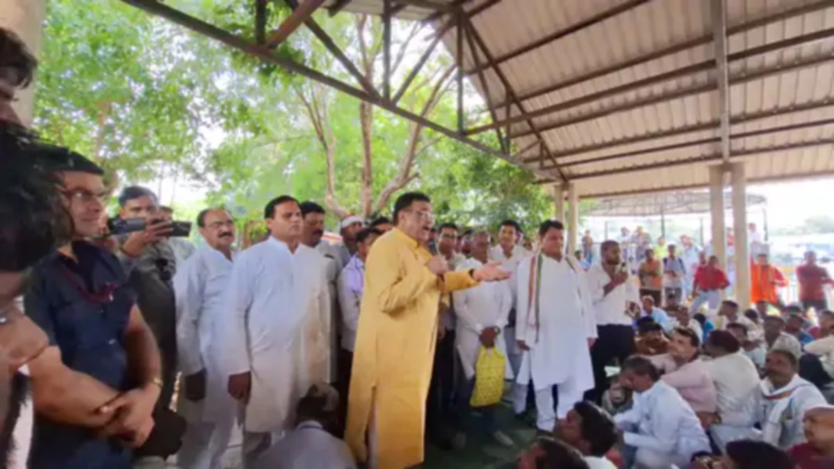 bhopal, Outsourced employees,demands