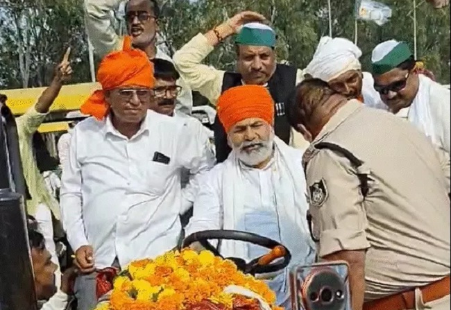 narmadapuram, Farmers , tractor rally  