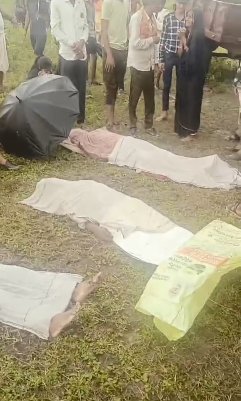 rajgarh,Husband, wife and son,lightning