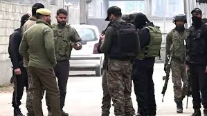 srinagar,Terrorists attack  , 12 injured