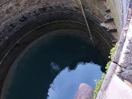 mandsour, Dead body, child found  