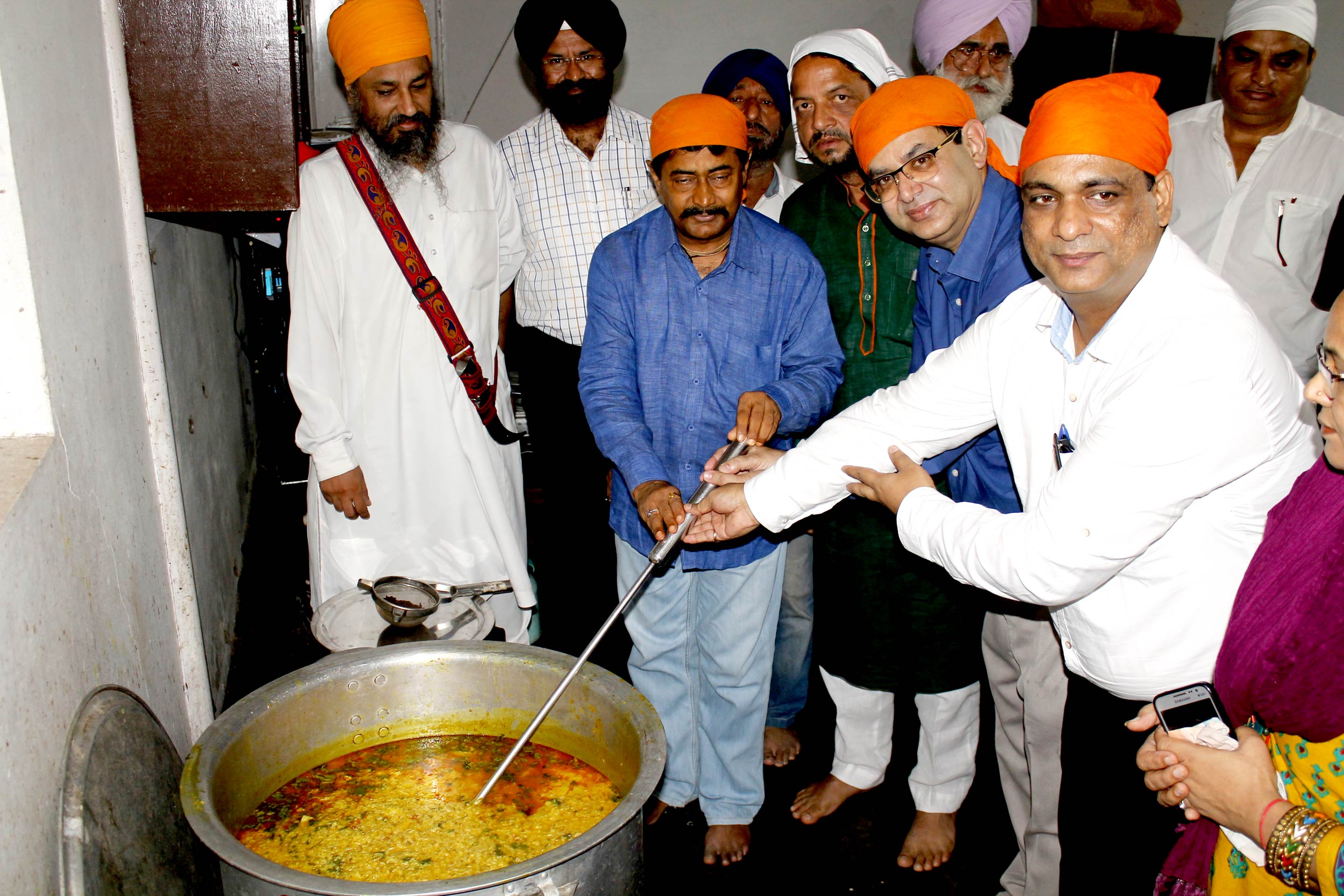 खिचड़ी सेवा