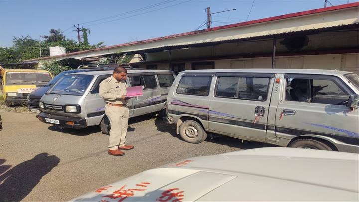 indore, Vehicle checking campaign, continues 