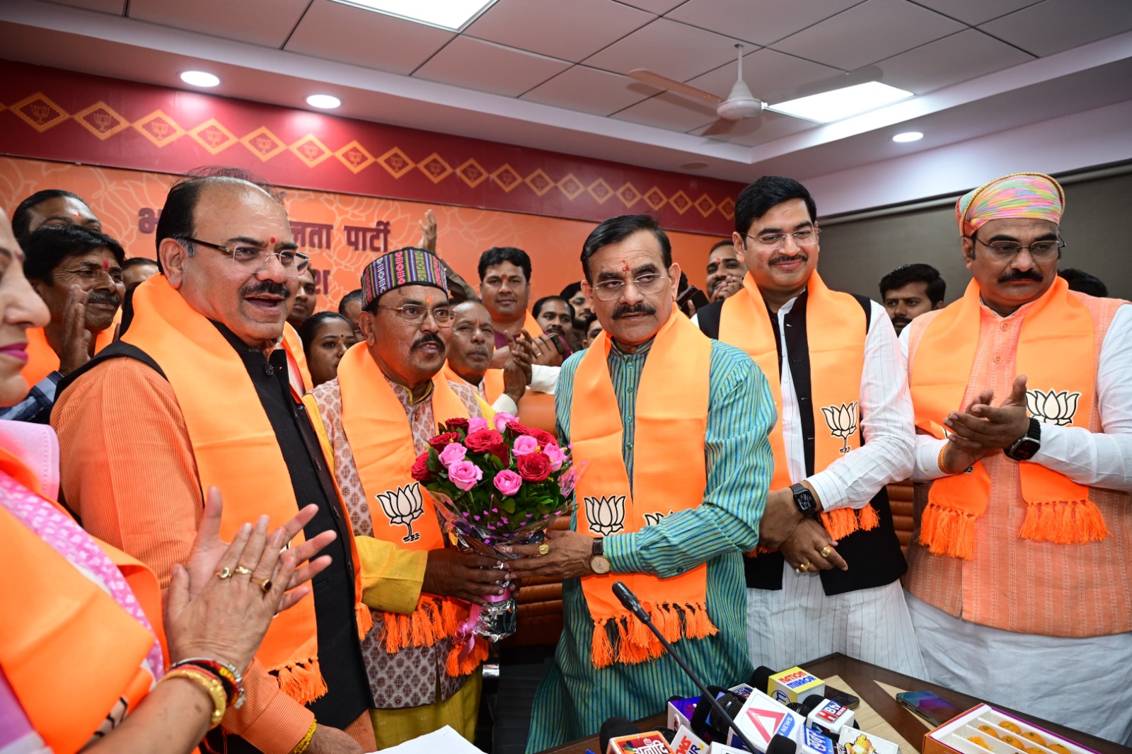 bhopal, Sen Samaj ,join BJP