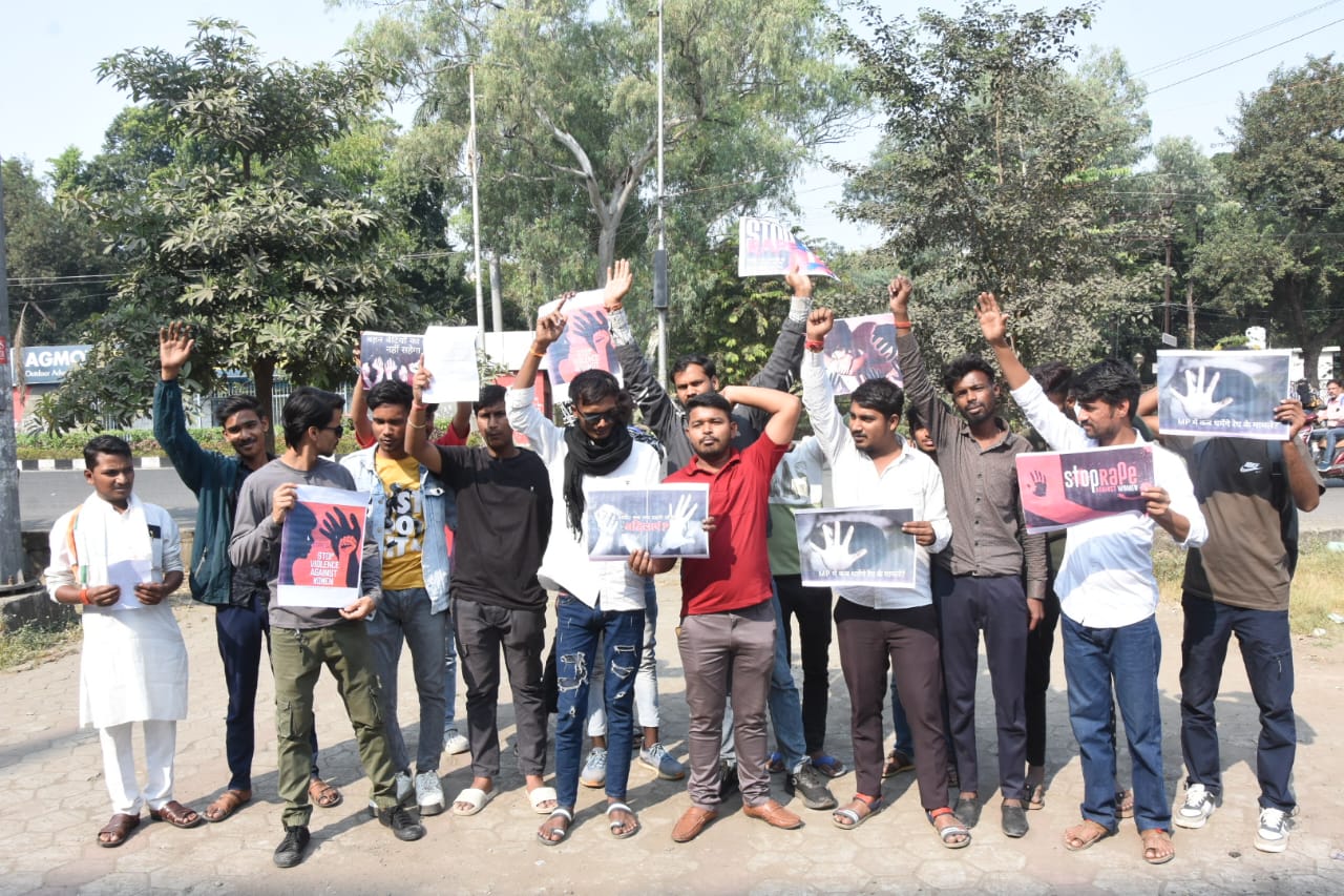 bhopal, Youth Congress ,protested  