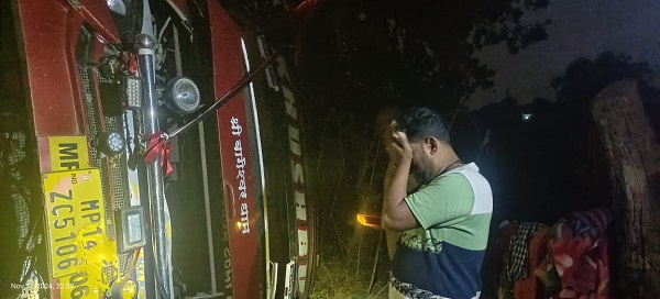 sagar,Passenger bus, Chhatarpur to Indair 