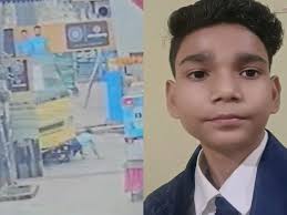 gwalior, Student crushed , school bus, death