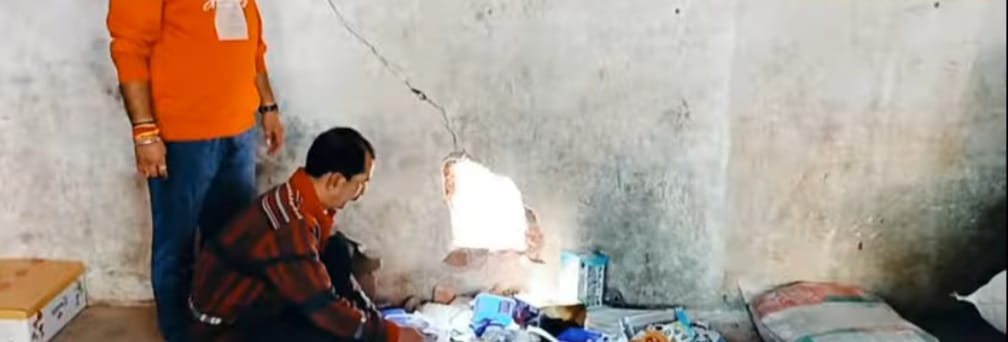 rajgarh,Grocery items , breaking into it