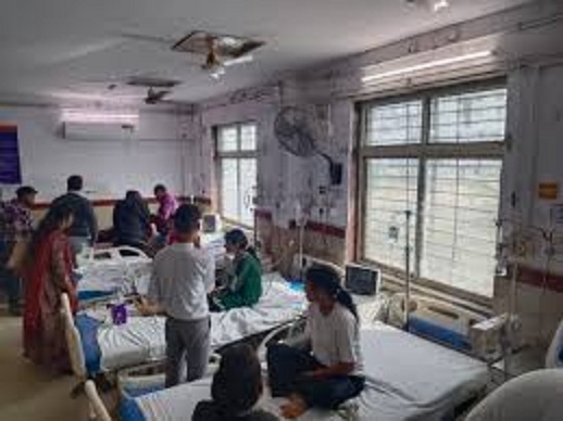 datia, Truck hits ,private school bus 