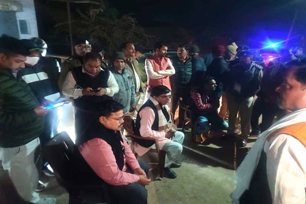 bhopal, Energy Minister Tomar ,village Indargarh