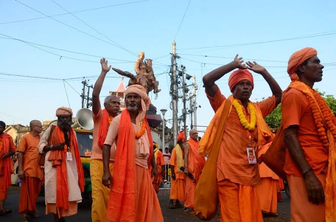 kolkata, Hundreds of Hindu saints , India-Bangladesh border