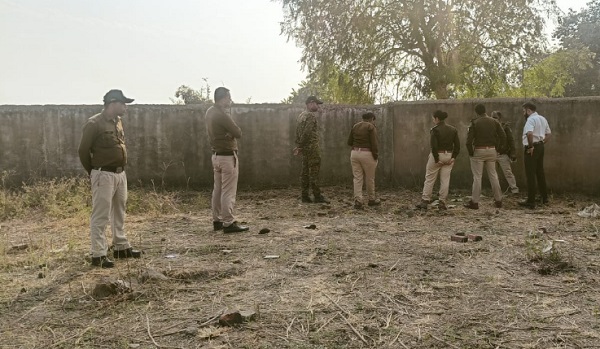 sagar, Minor delivered baby  , newborn also burnt