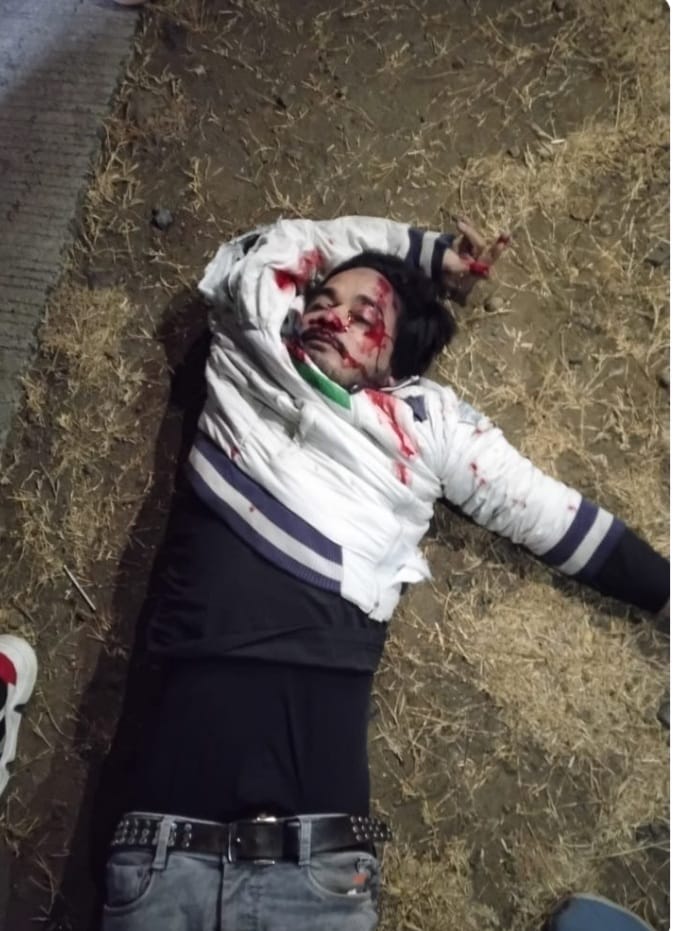 rajgarh,  young man died ,car overturned