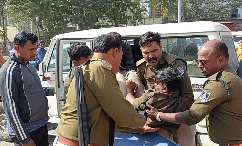 khandwa,Forest workers , forest land  