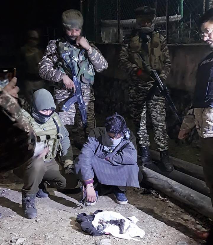 jammu, Terrorist associate arrested ,Bandipora