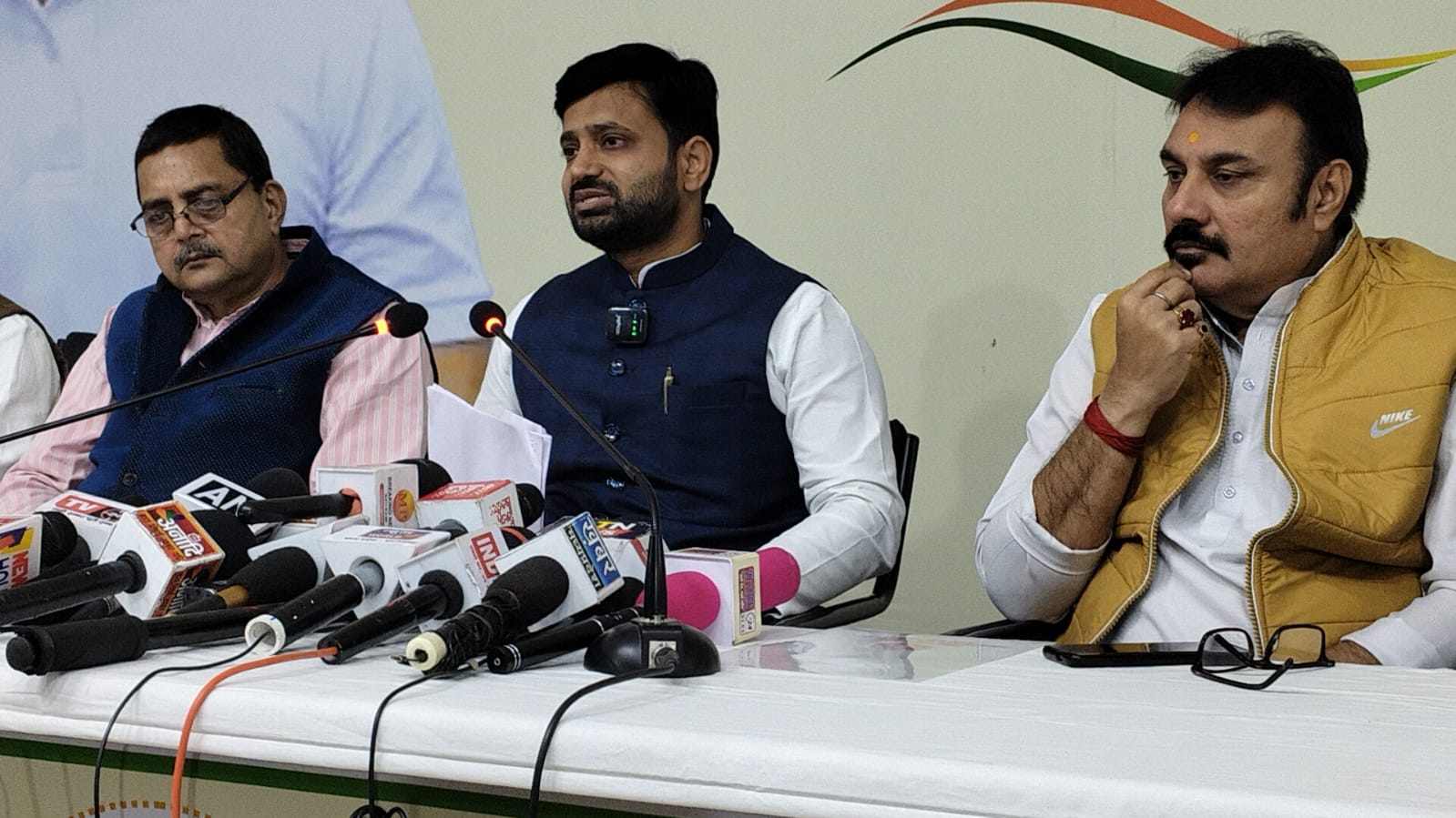 bhopal, Deputy Leader of Opposition ,after IT raids