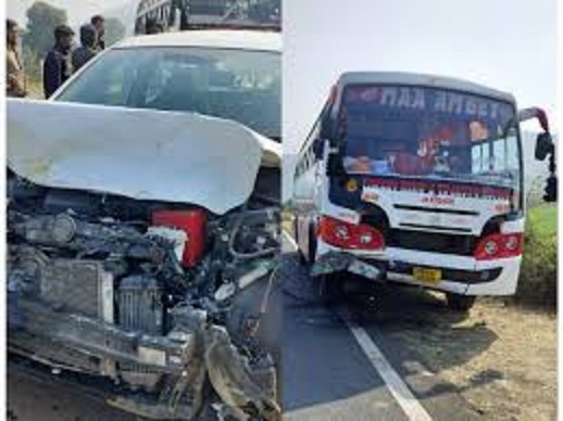 bhopal, Passenger bus , car collide