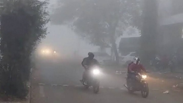 bhopal,Fog engulfs , capital
