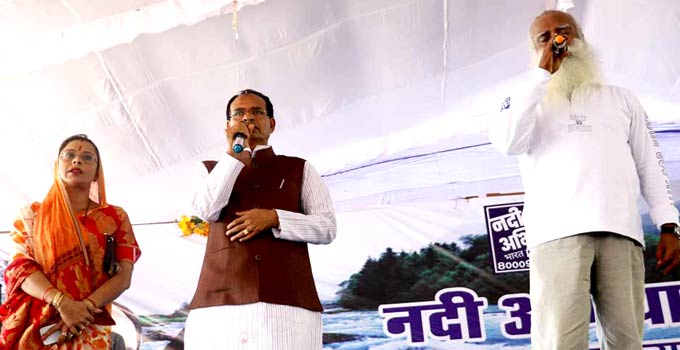 श्री जग्गी वासुदेव 