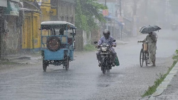 bhopal,Rain alert, amid cold   