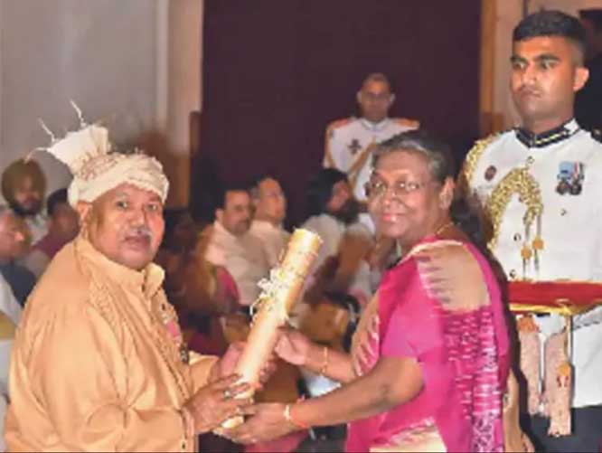 narayanpur,  Chhattisgarh, Naxalites threatened 