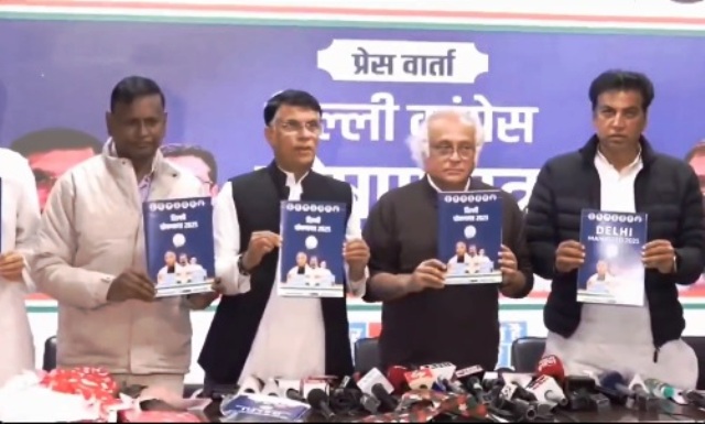 new delhi, Congress releases ,manifesto for Delhi  