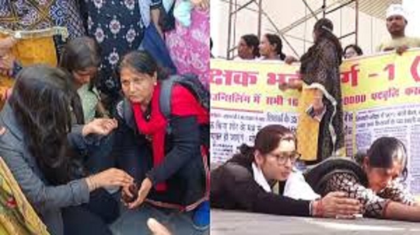 bhopal,Demonstration , waiting teachers 