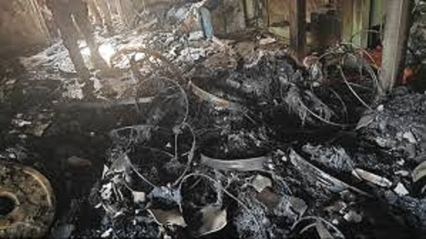 guna,   huge fire broke out, thread factory 