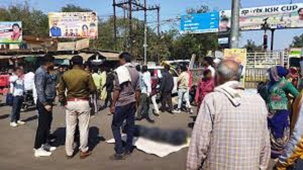 guna,  minor committed suicide , neighbouring youth