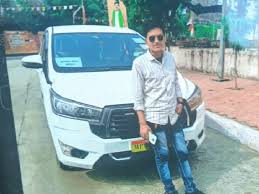 bhopal,   taxi driver,tour set himself  