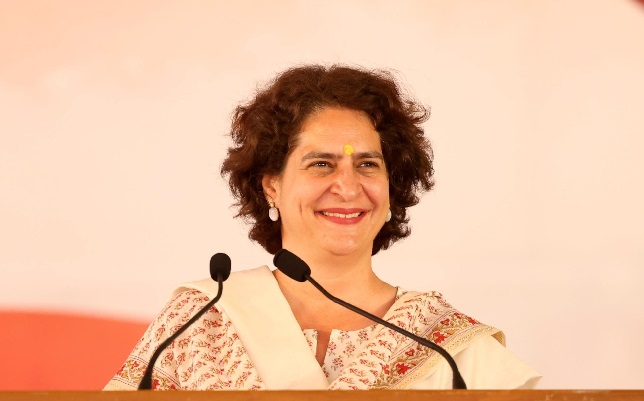 new delhi, Priyanka urges PM ,landslide relief package 