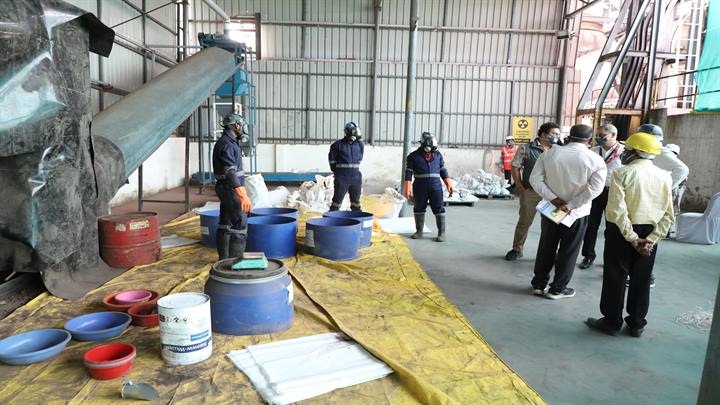 indore,  union Carbide ,toxic waste  