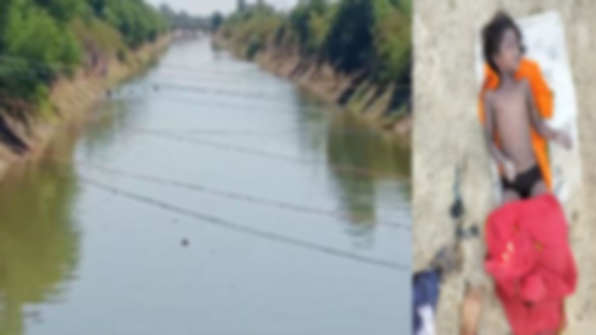 katni,  third girl ,canal  