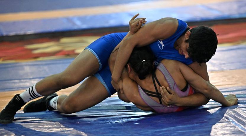 new delhi, Sports Ministry, lifts WFI